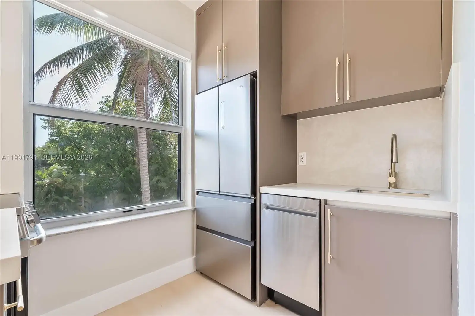 694 NE 76th St # 6, Miami FL 33138 photo 5