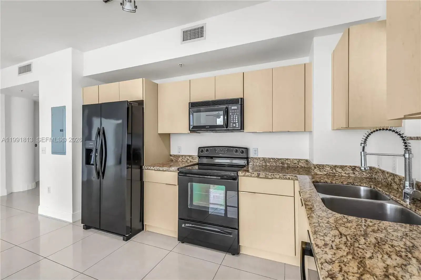 3180 SW 22nd St # 601, Miami FL 33145 photo 4