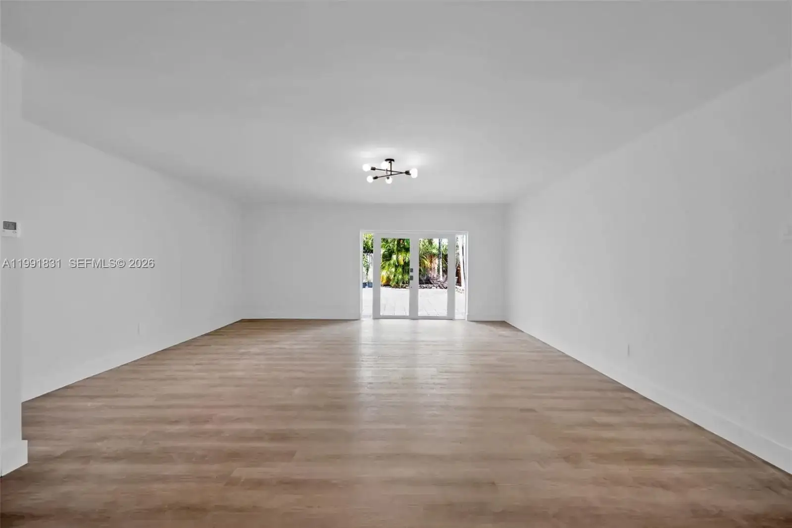 13514 NE 23rd Pl, North Miami FL 33181 photo 4