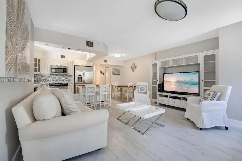 1532 Drexel Ave # 202, Miami Beach FL 33139 photo 2