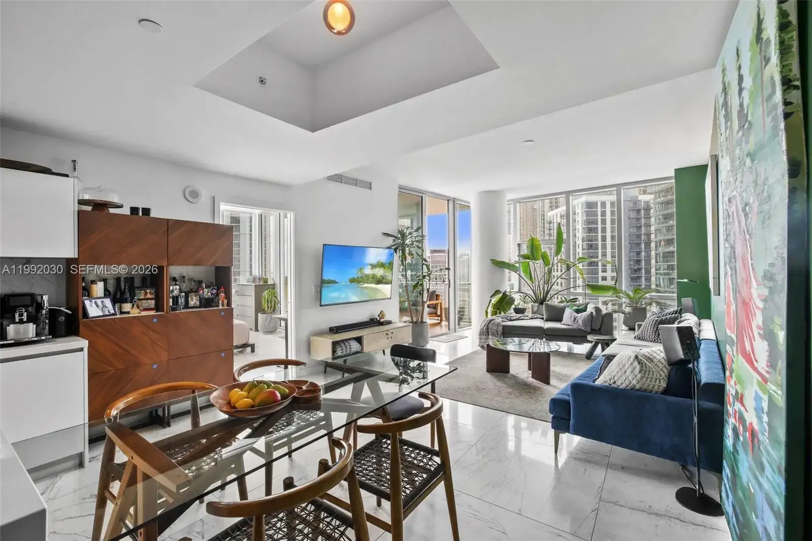 851 NE 1st Ave # 3211, Miami FL 33132 photo 4