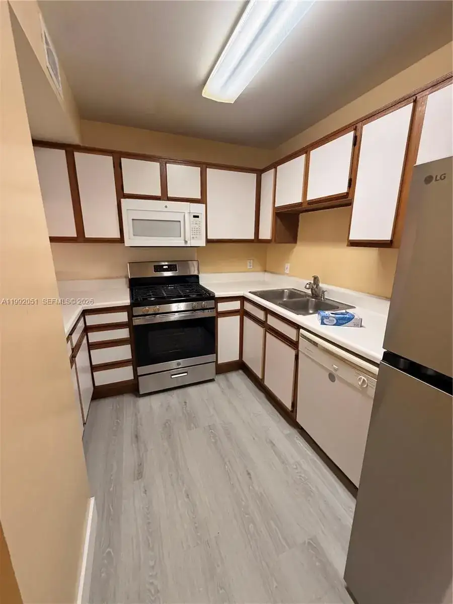 15315 SW 106th Ter # 432, Miami FL 33196 photo 3