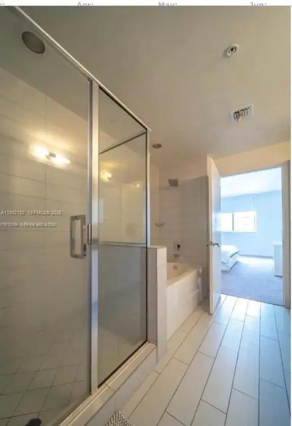 999 SW 1st Ave # 2105, Miami FL 33130 photo 4