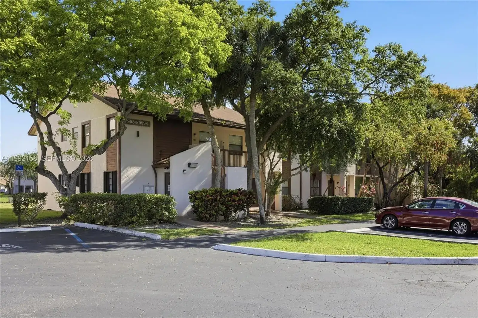 9994 Nob Hill Ct # 9994, Sunrise FL 33351 photo 2