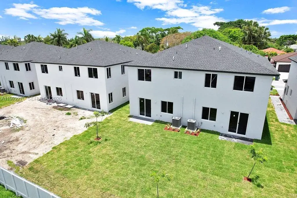 22431 SW 125 ave # 19B, Miami FL 33033 photo 2