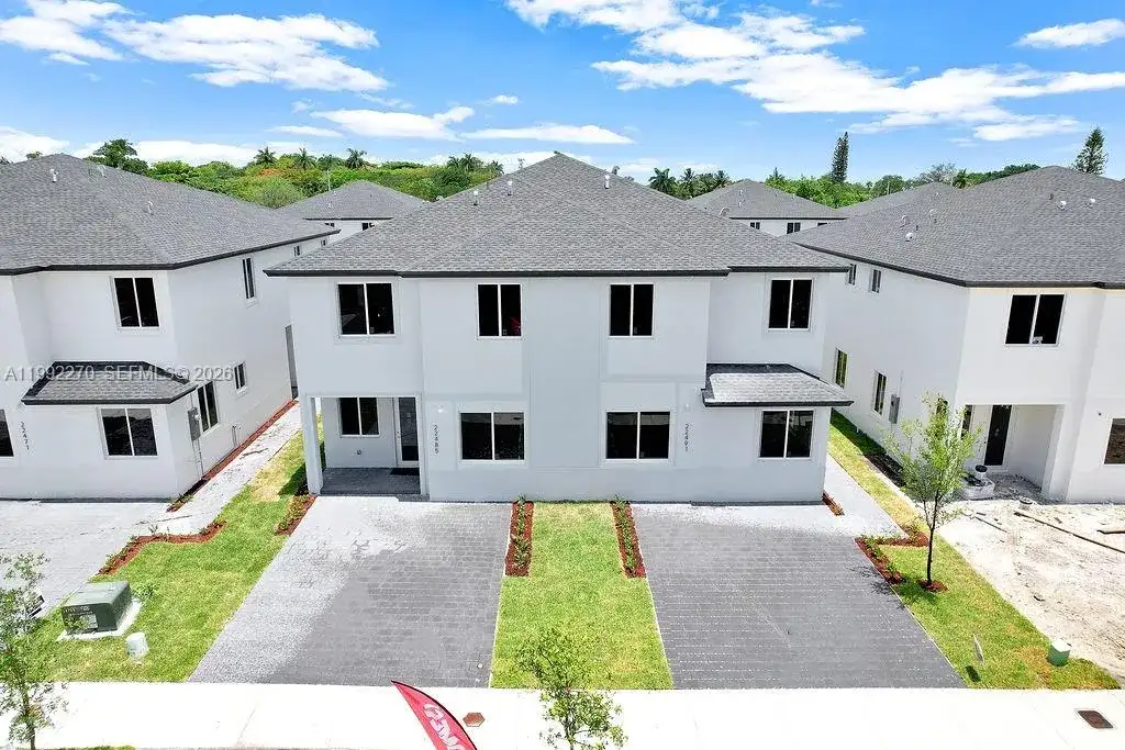 22431 SW 125 ave # 19B, Miami FL 33033 photo 3
