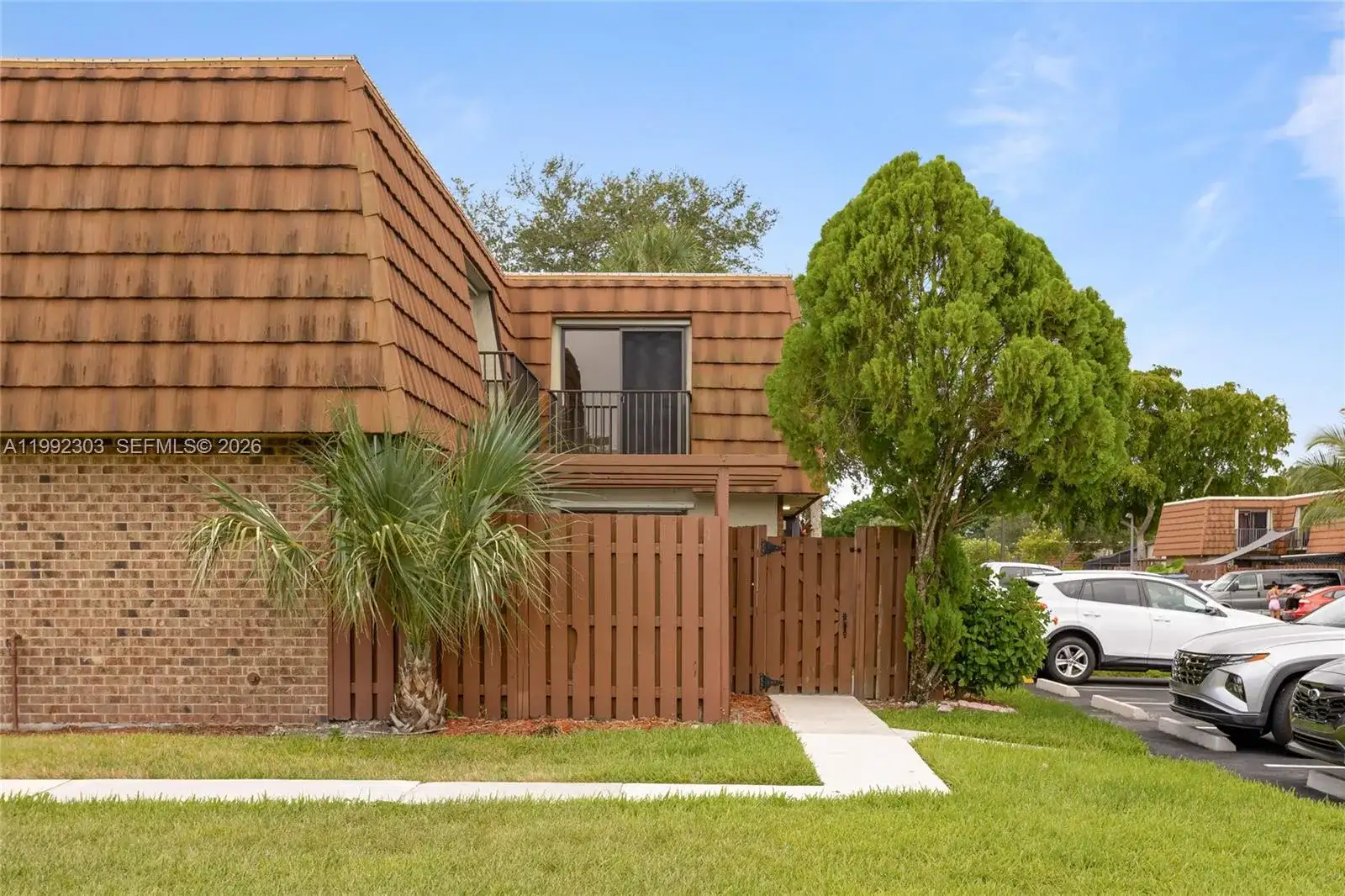 1170 SW 118th Ter, Davie FL 33325 photo 5