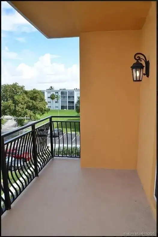555 E Dania Beach Blvd # 5, Dania Beach FL 33004 photo 4