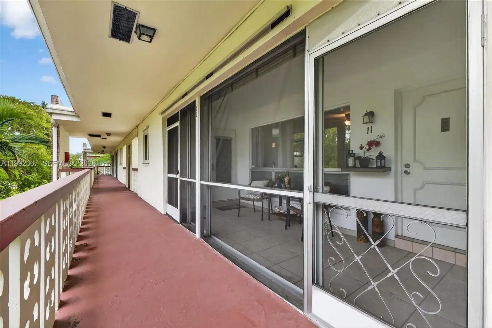412 S Luna Ct # 11, Hollywood FL 33021 photo 4