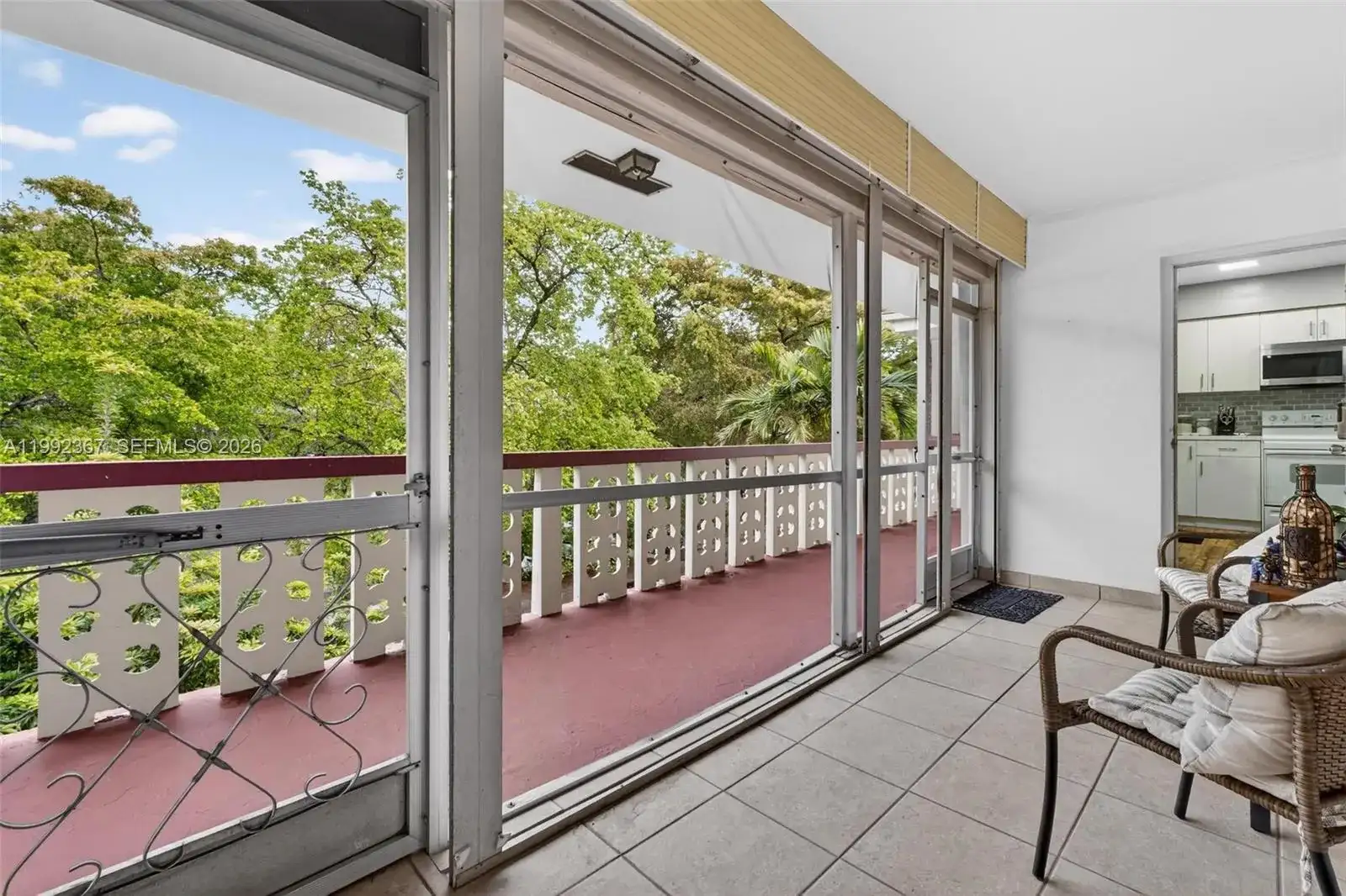 412 S Luna Ct # 11, Hollywood FL 33021 photo 5