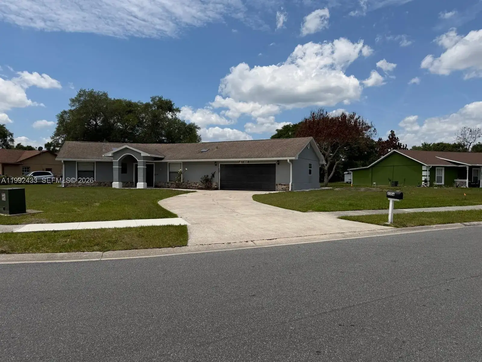 2356 Royal Oaks Blvd, Kissimmee FL 34744 photo 3