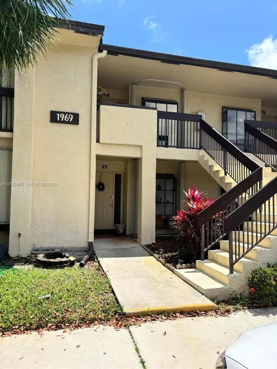 1969 SW 15th St # 93, Deerfield Beach FL 33442 photo 2