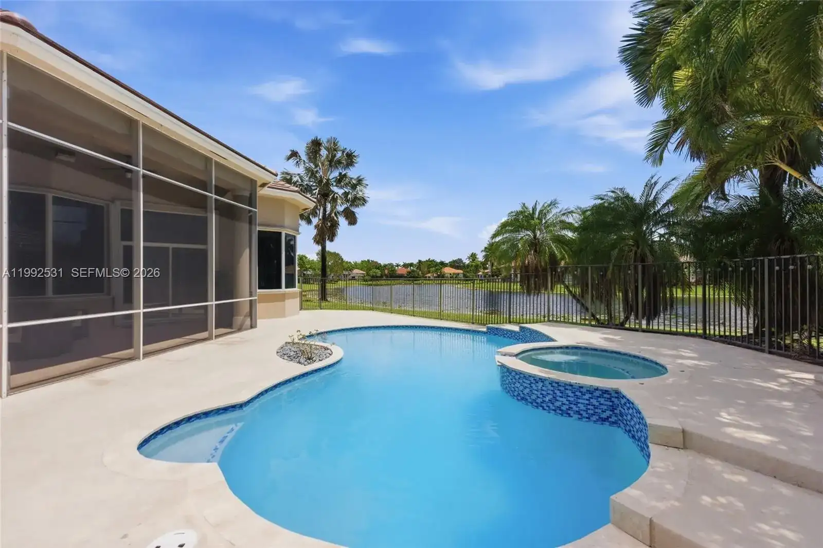 2488 Provence Cir, Weston FL 33327 photo 2