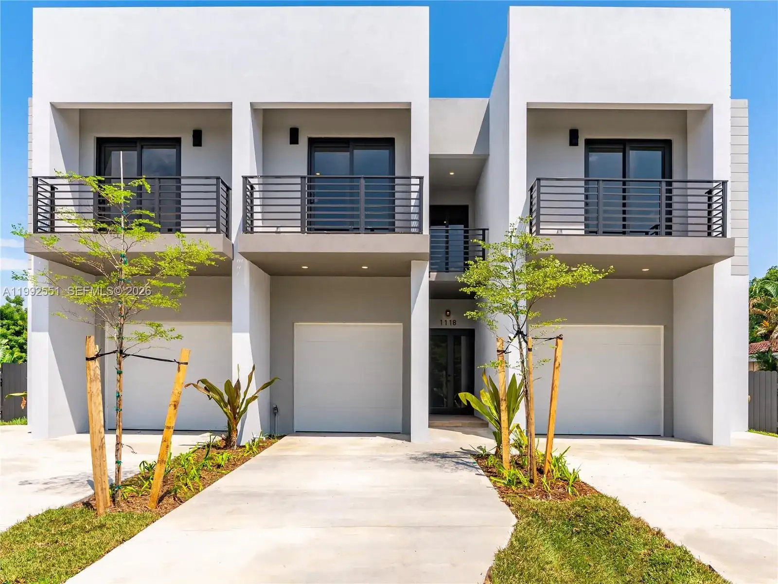1118 NE 10th Ave, Fort Lauderdale FL 33304 photo 2