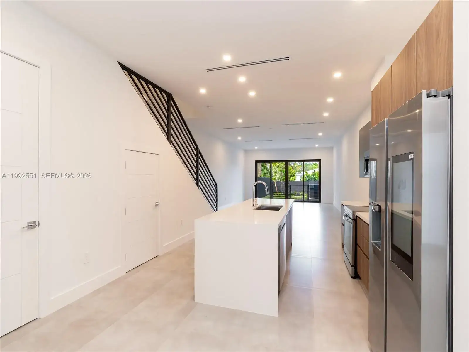 1118 NE 10th Ave, Fort Lauderdale FL 33304 photo 4
