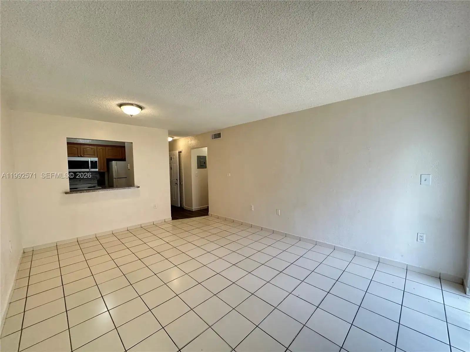 1008 NW 45th Ave # 08, Miami FL 33126 photo 3