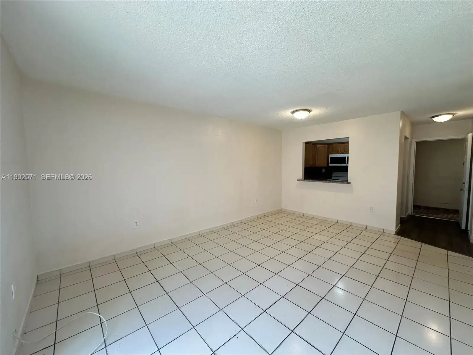 1008 NW 45th Ave # 08, Miami FL 33126 photo 4