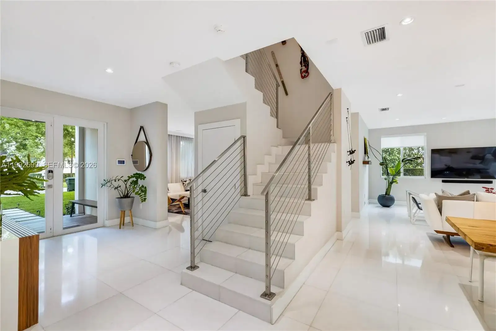 5602 SW 65th Ct, South Miami FL 33143 photo 4