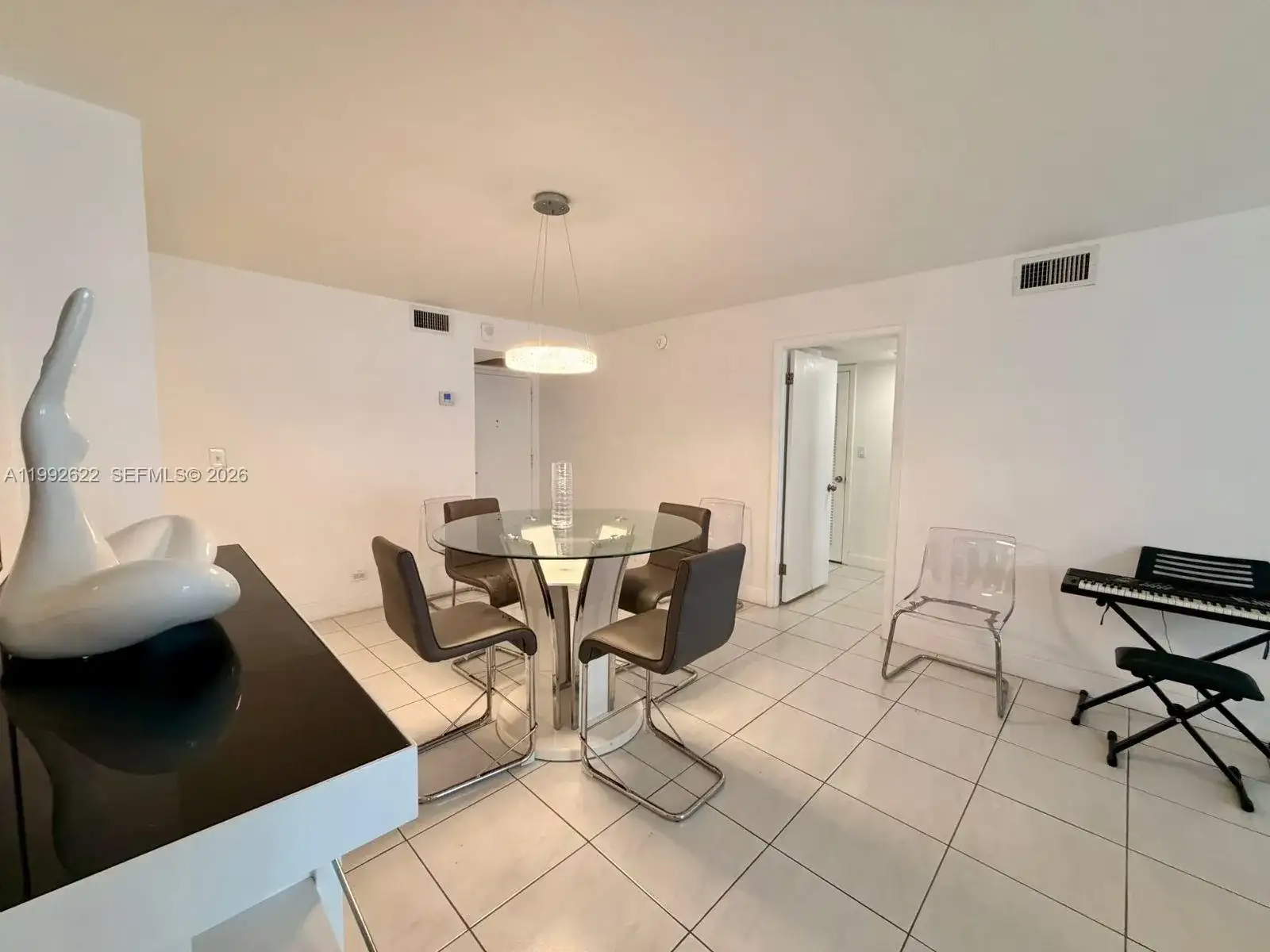 6039 Collins Ave # 1506, Miami Beach FL 33140 photo 5
