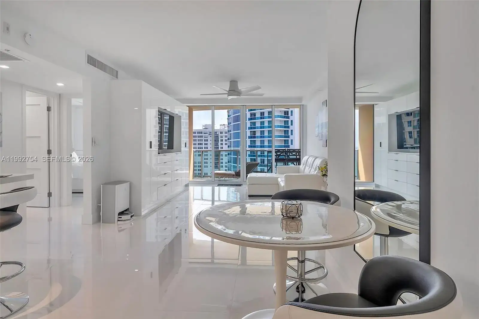 2501 S Ocean Dr # 1515, Hollywood FL 33019 photo 2