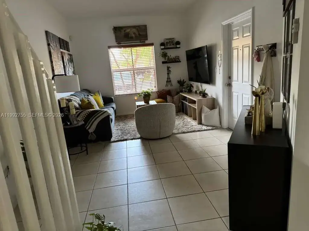 1083 SW 143 Ave # 1206, Pembroke Pines FL 33027 photo 3
