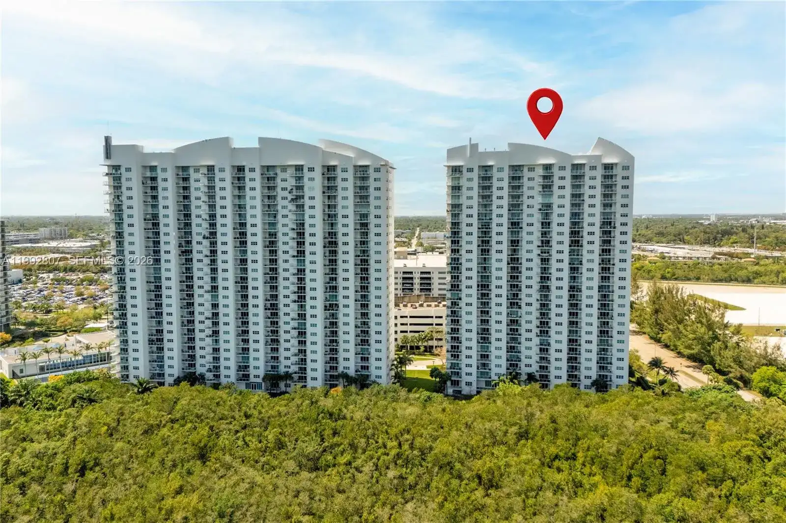 15051 Royal Oaks Ln # 2103, North Miami FL 33181 photo 2