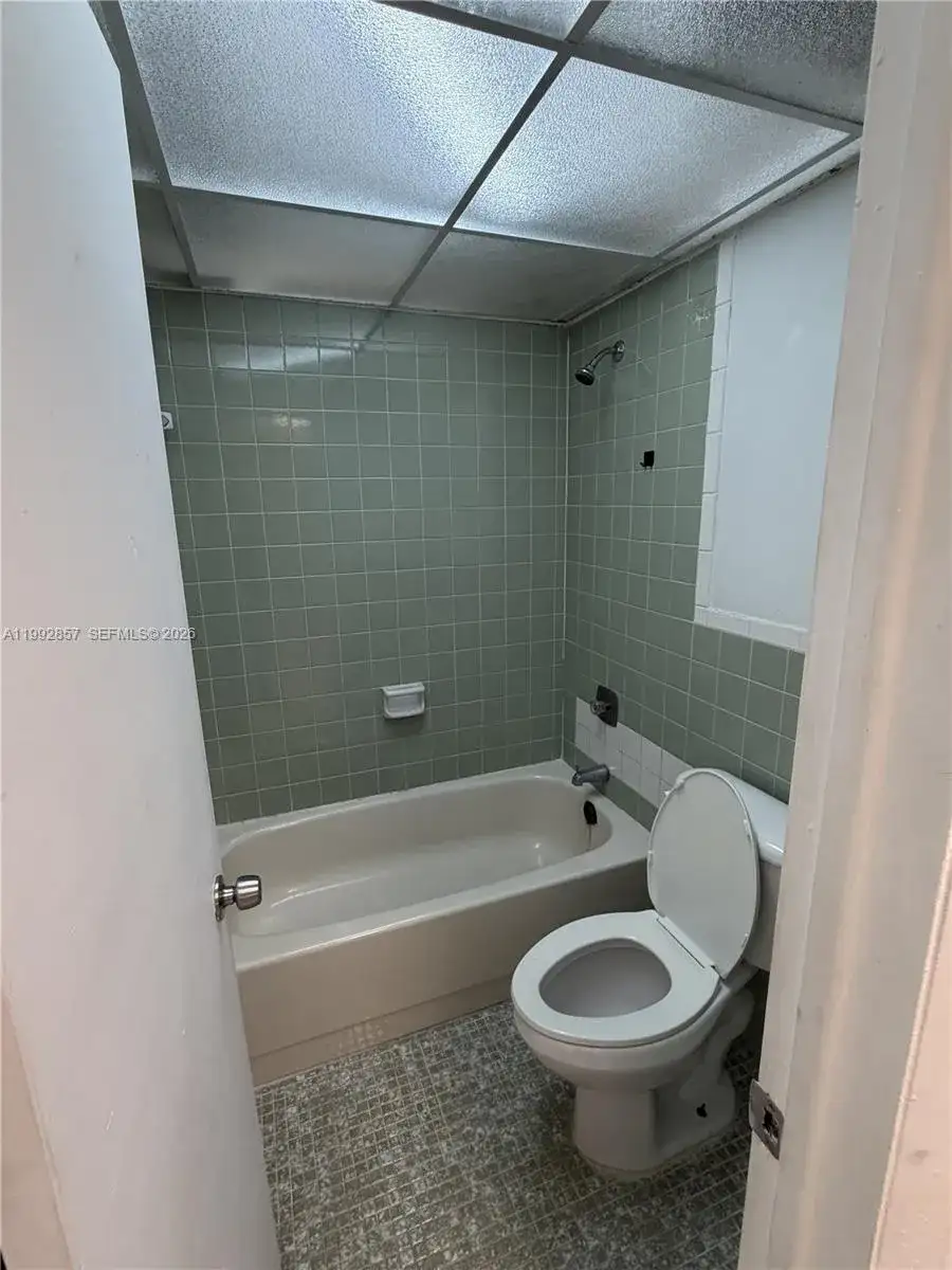 7010 NW 186th St # 121A, Hialeah FL 33015 photo 2