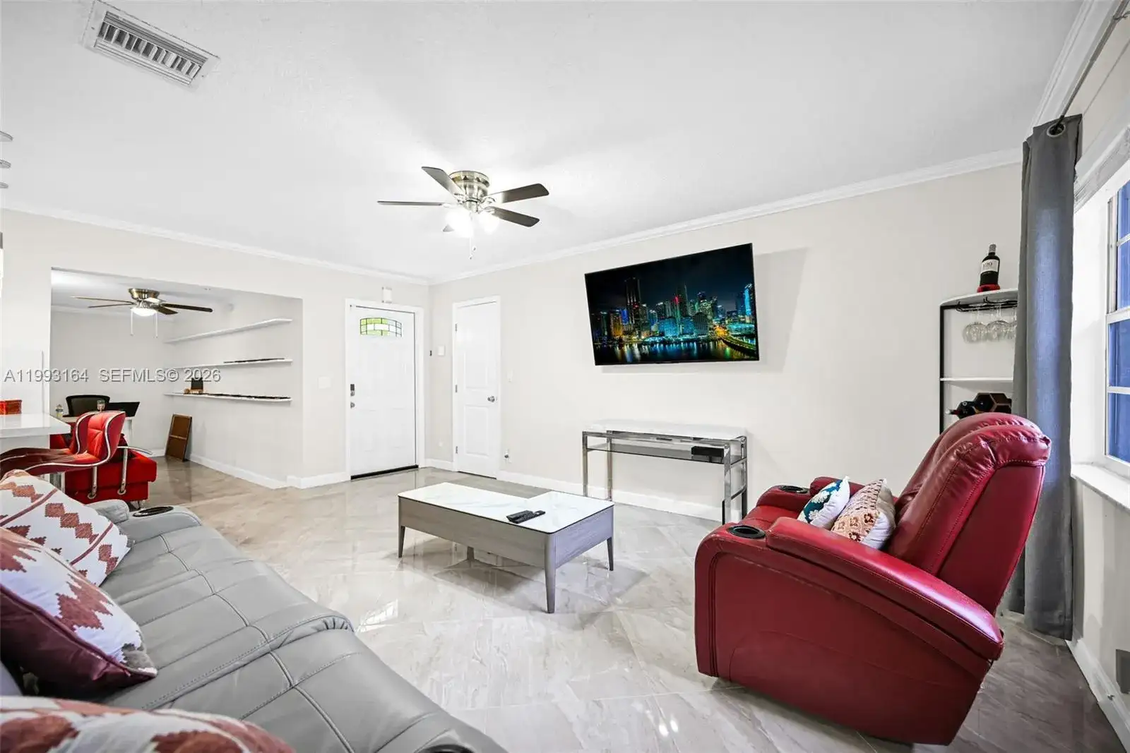 2528 SW Natura Blvd, Deerfield Beach FL 33441 photo 4