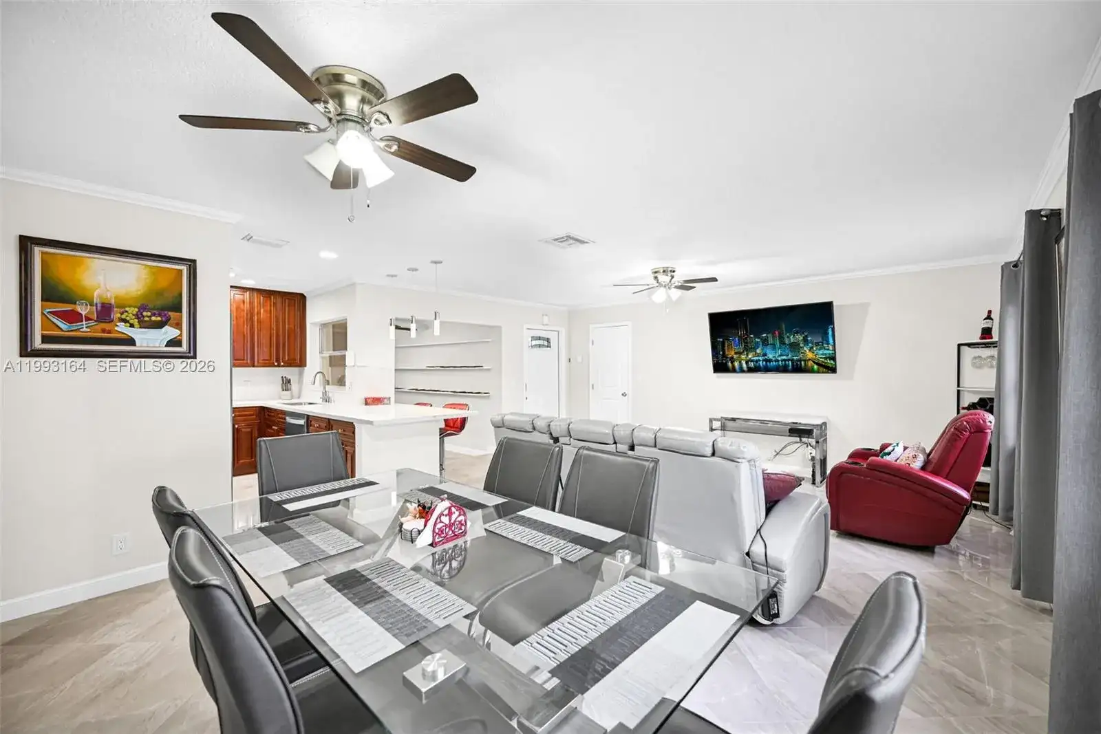 2528 SW Natura Blvd, Deerfield Beach FL 33441 photo 5