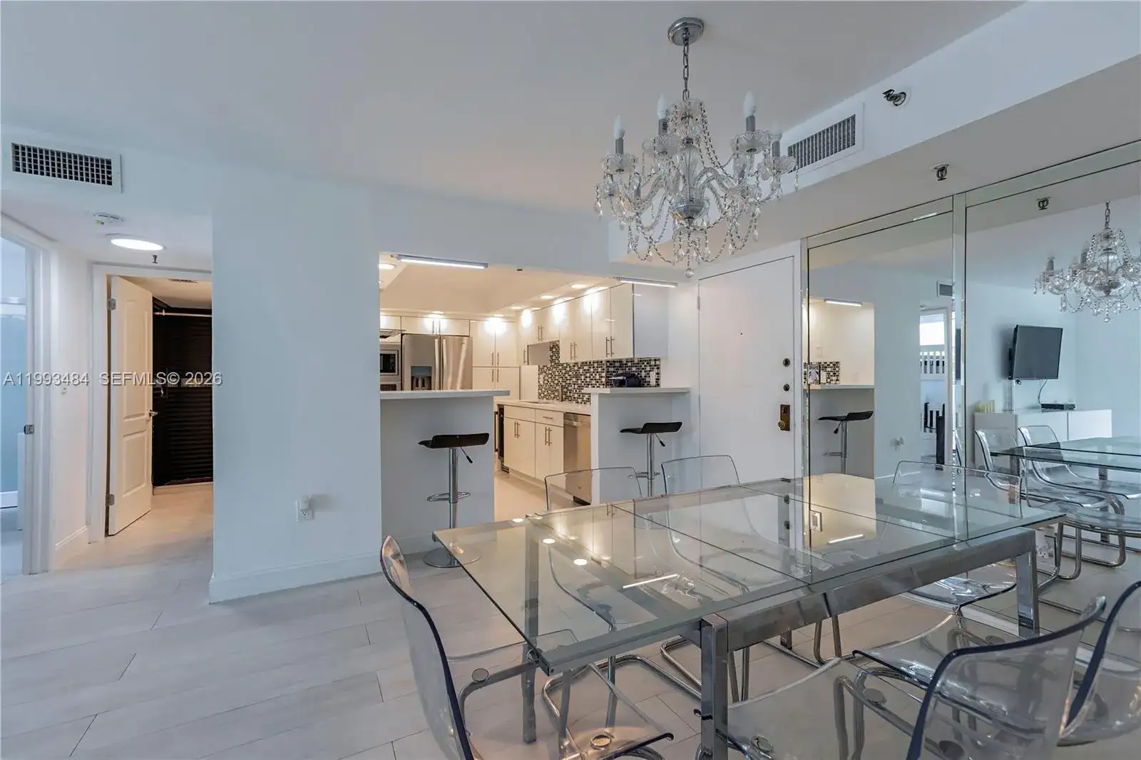 1621 Collins Ave # 206, Miami Beach FL 33139 photo 3