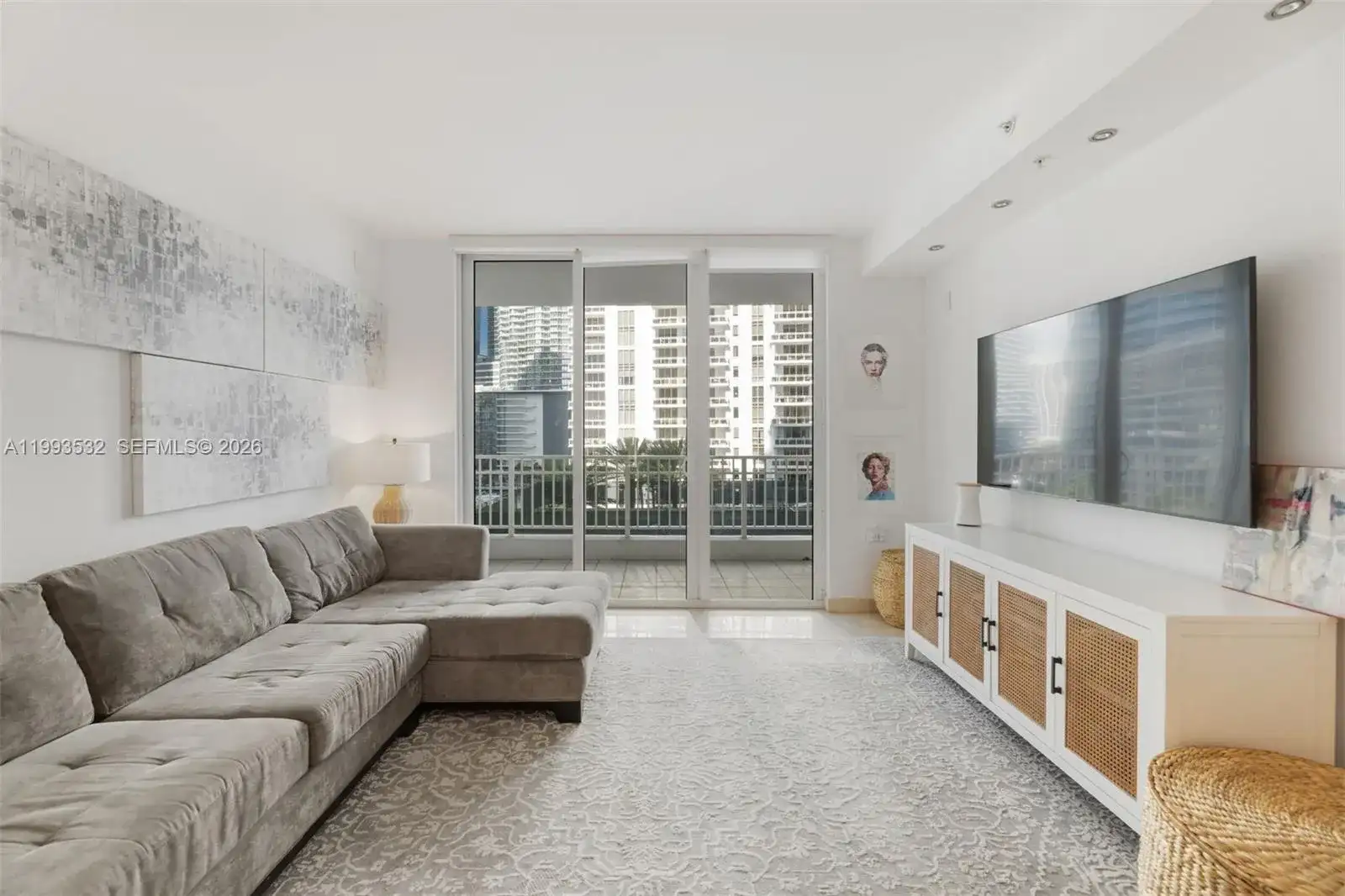 801 Brickell Key Blvd # 806, Miami FL 33131 photo 2