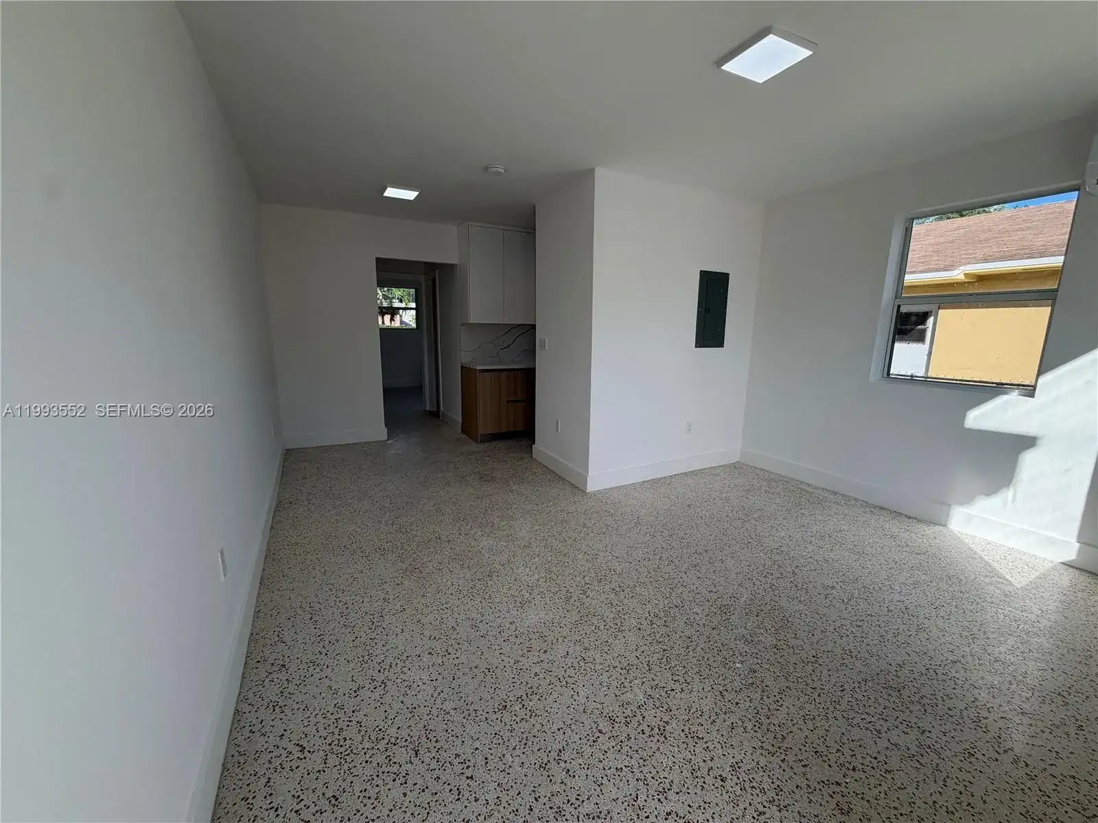 2784 SW 31st Pl, Miami FL 33133 photo 4