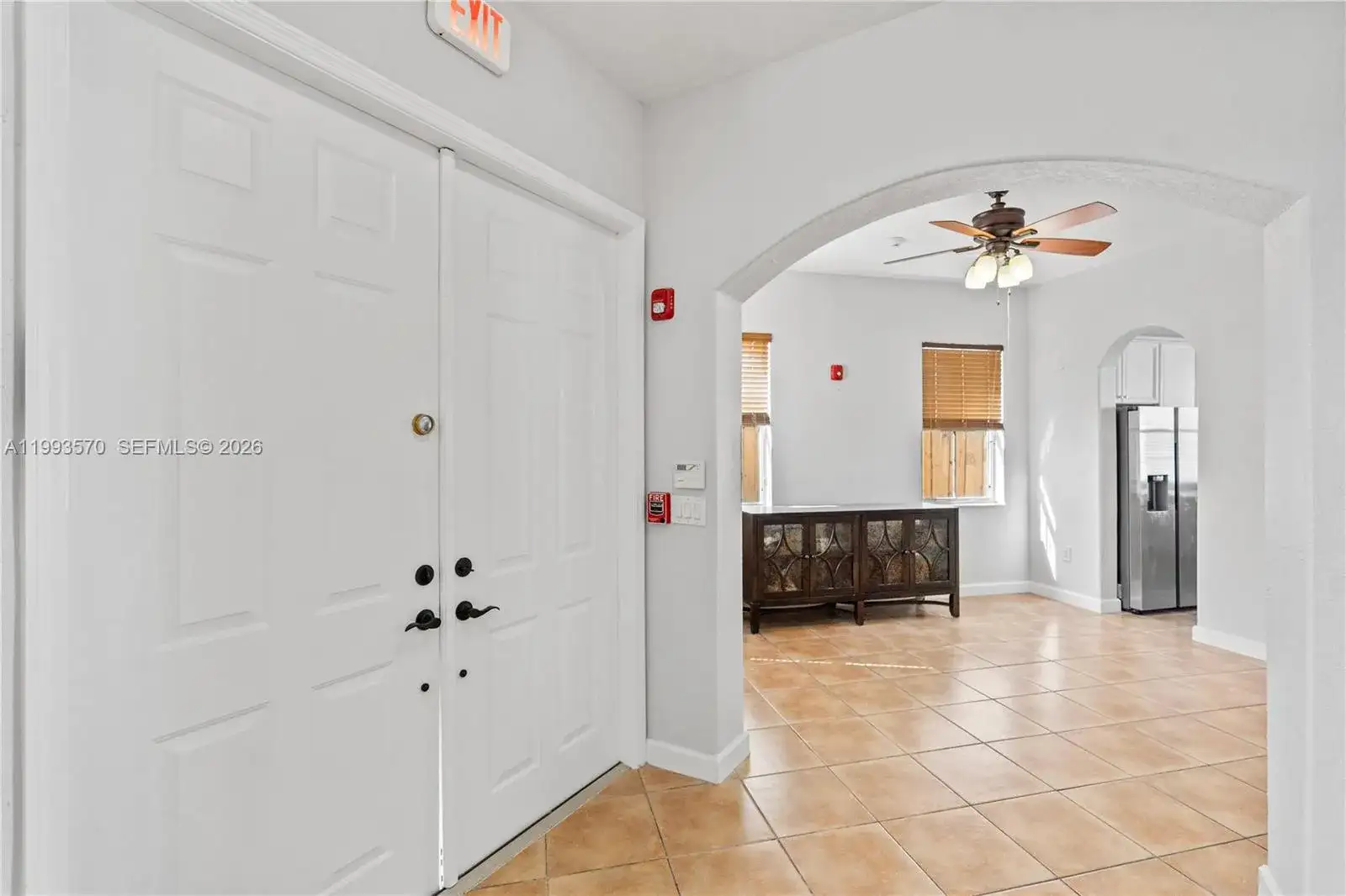 18140 NW 90th Ave, Hialeah FL 33018 photo 5