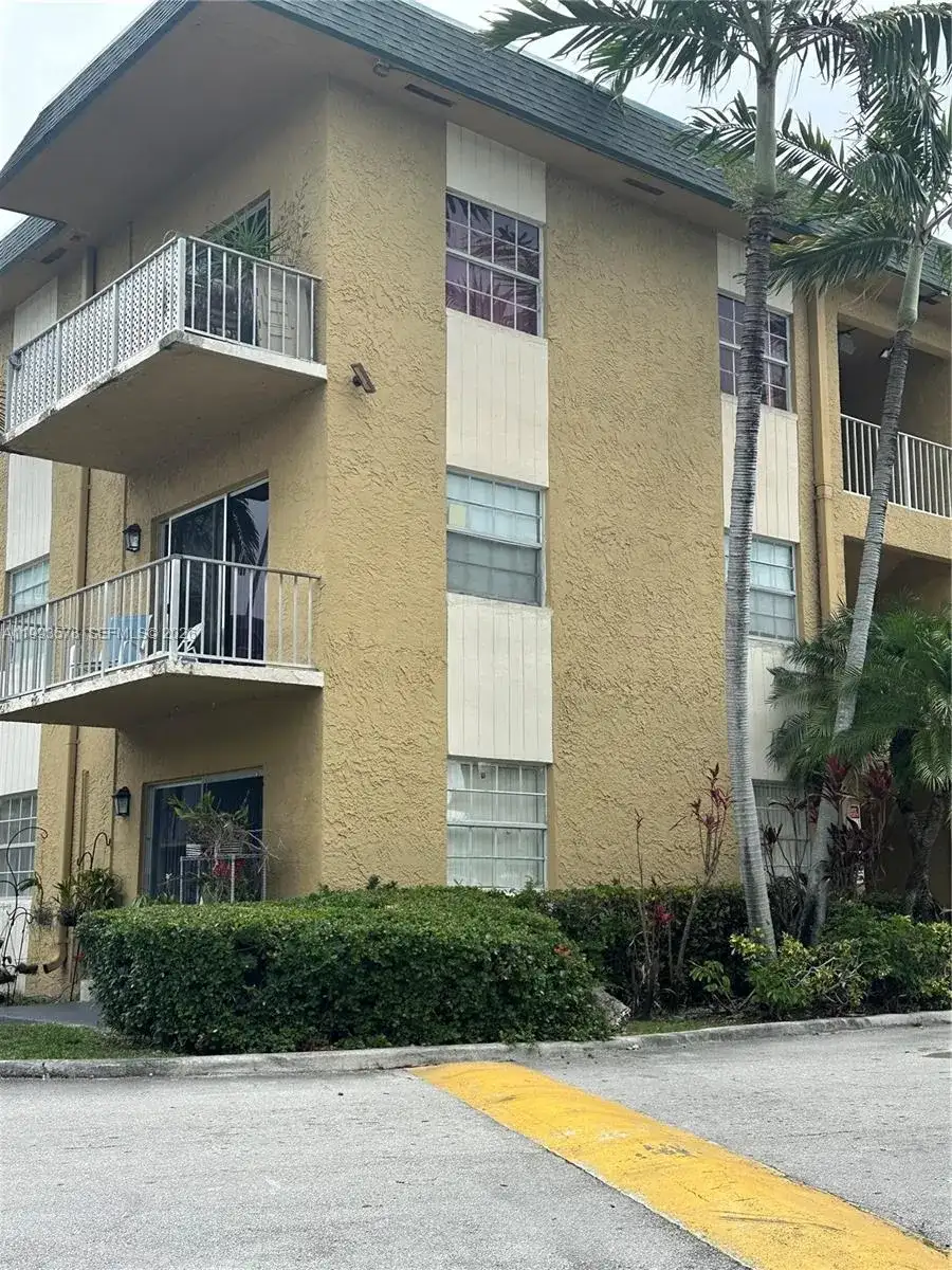 5400 SW 77th Ct # 3K, Miami FL 33155 photo 2
