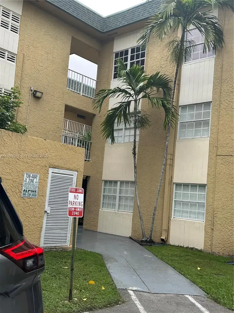 5400 SW 77th Ct # 3K, Miami FL 33155 photo 3