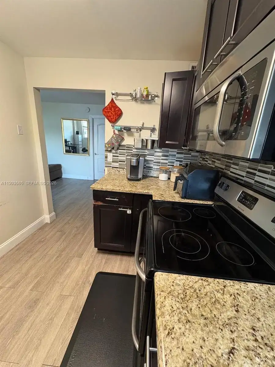 910 Michigan Ave # 505, Miami Beach FL 33139 photo 3