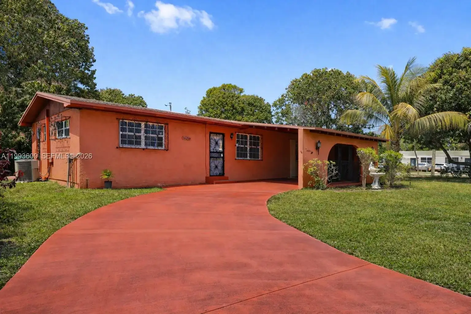16250 NW 39th Pl, Miami Gardens FL 33054 photo 2