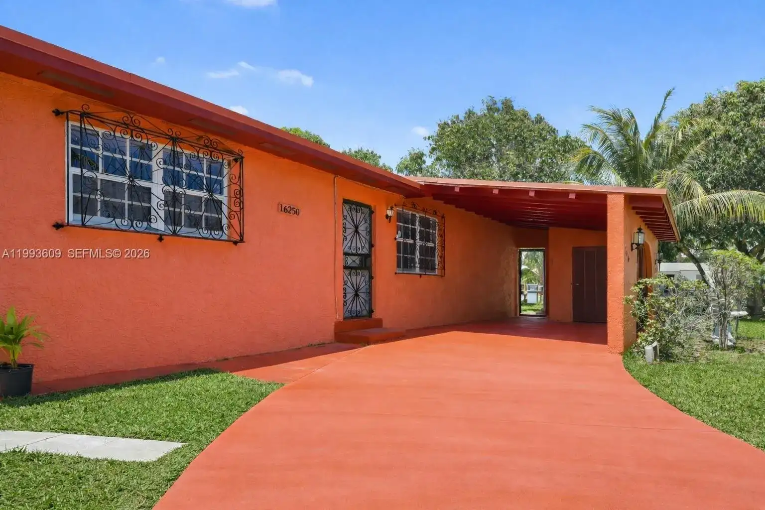 16250 NW 39th Pl, Miami Gardens FL 33054 photo 3