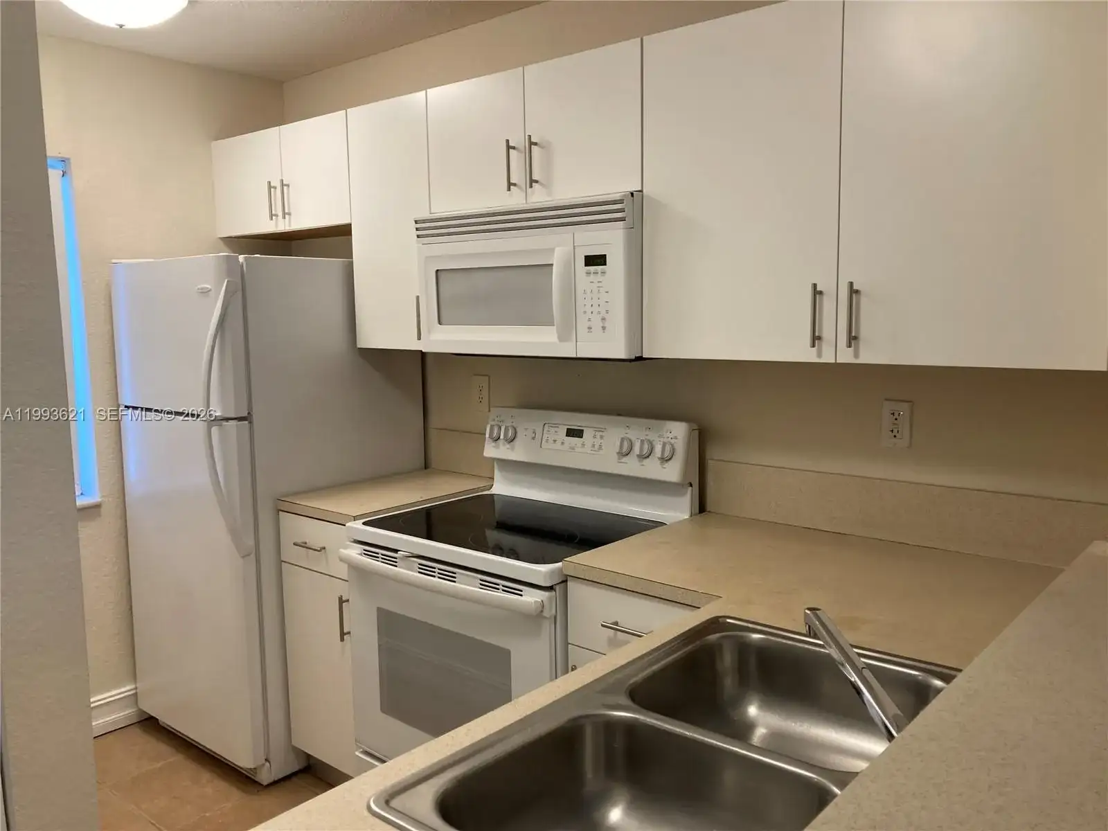 7985 NW 8th St # 105A, Miami FL 33126 photo 4