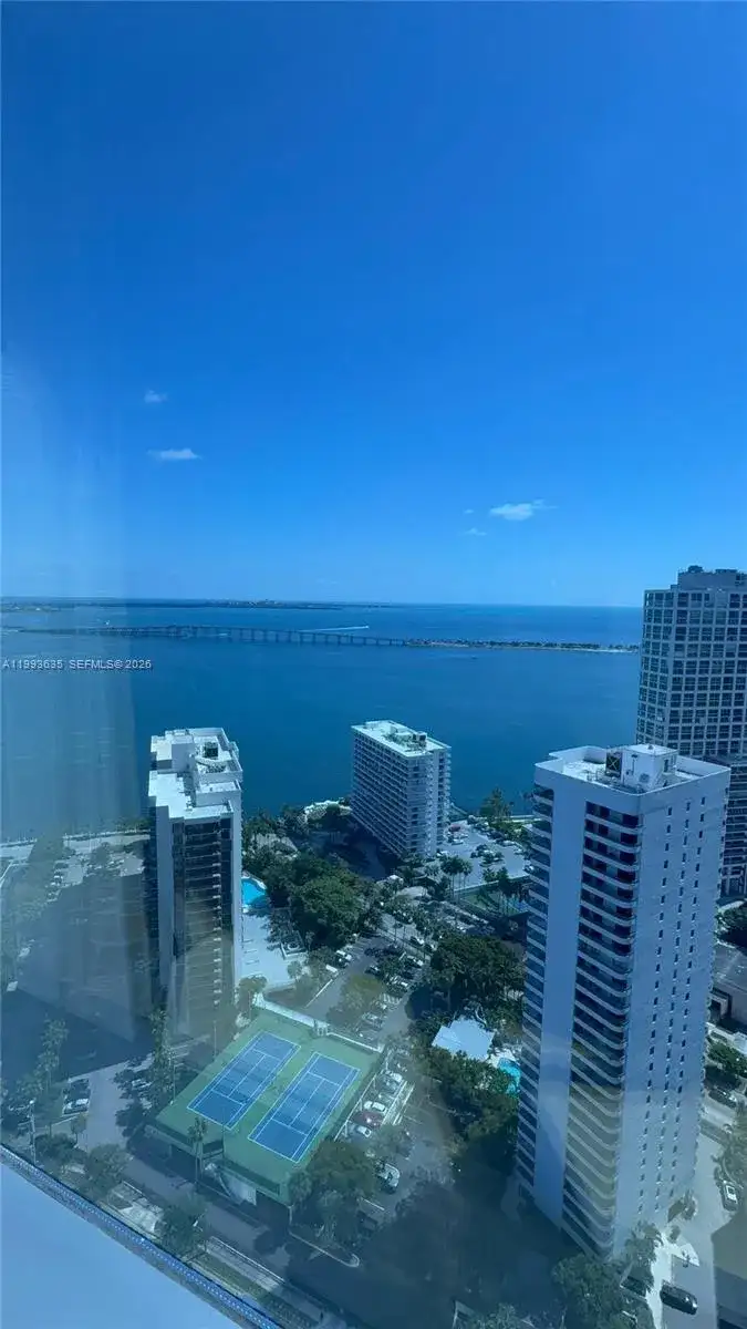 1435 Brickell Ave # 3305, Miami FL 33131 photo 2
