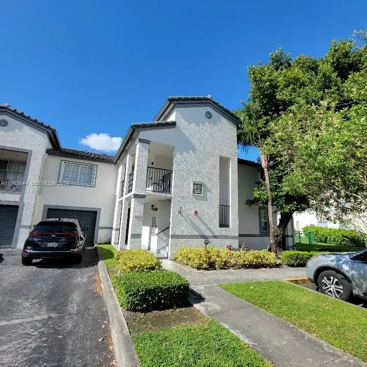 4370 NW 107th Ave # 107, Doral FL 33178 photo 3
