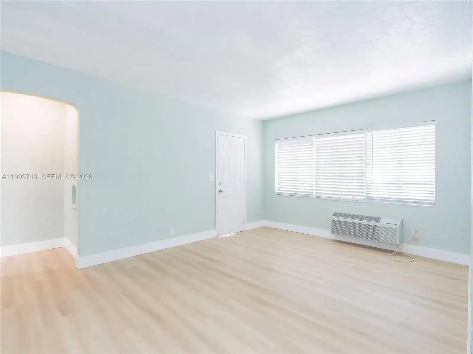 7635 Dickens Ave # 3, Miami Beach FL 33141 photo 3