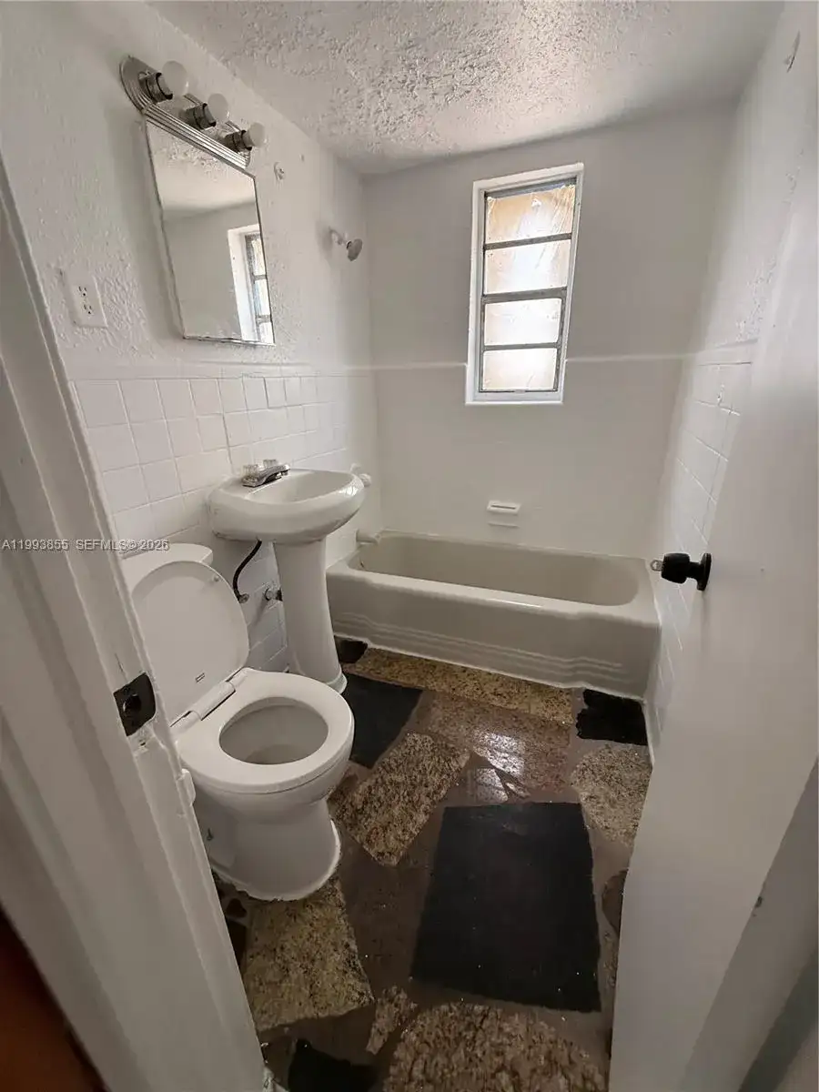 1306 NW 61st St # 5, Miami FL 33142 photo 5