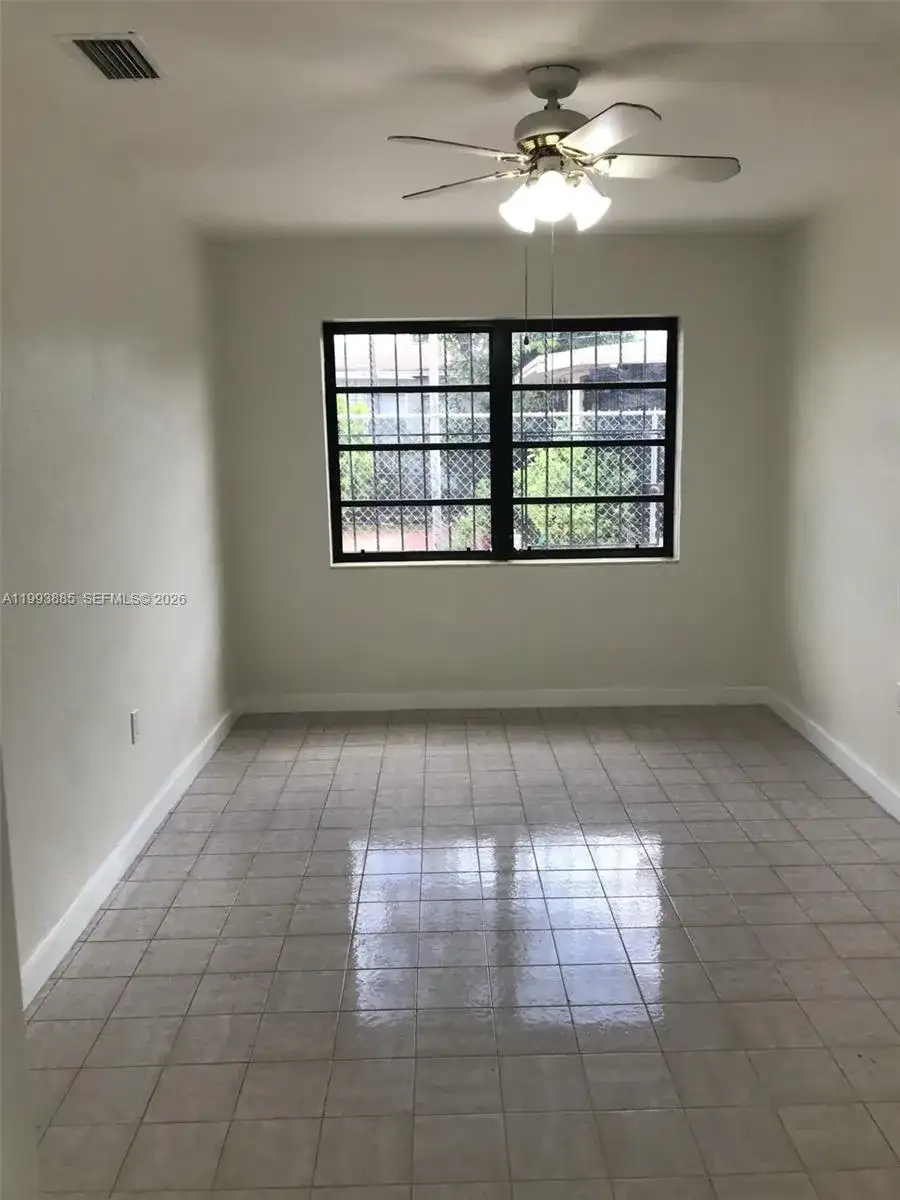 2362 NW 34th St # 2, Miami FL 33142 photo 4
