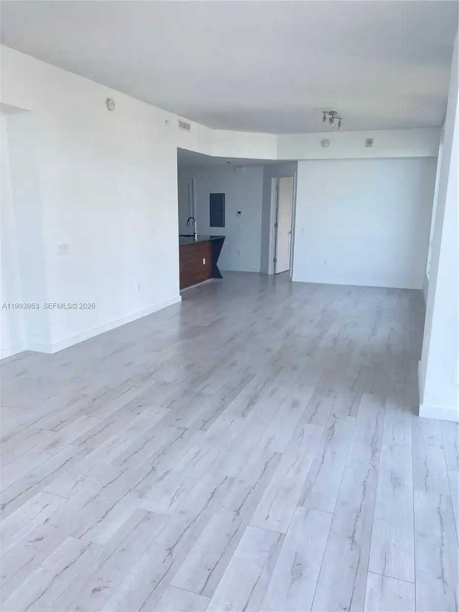 601 NE 27TH ST # 1107, Miami FL 33137 photo 3