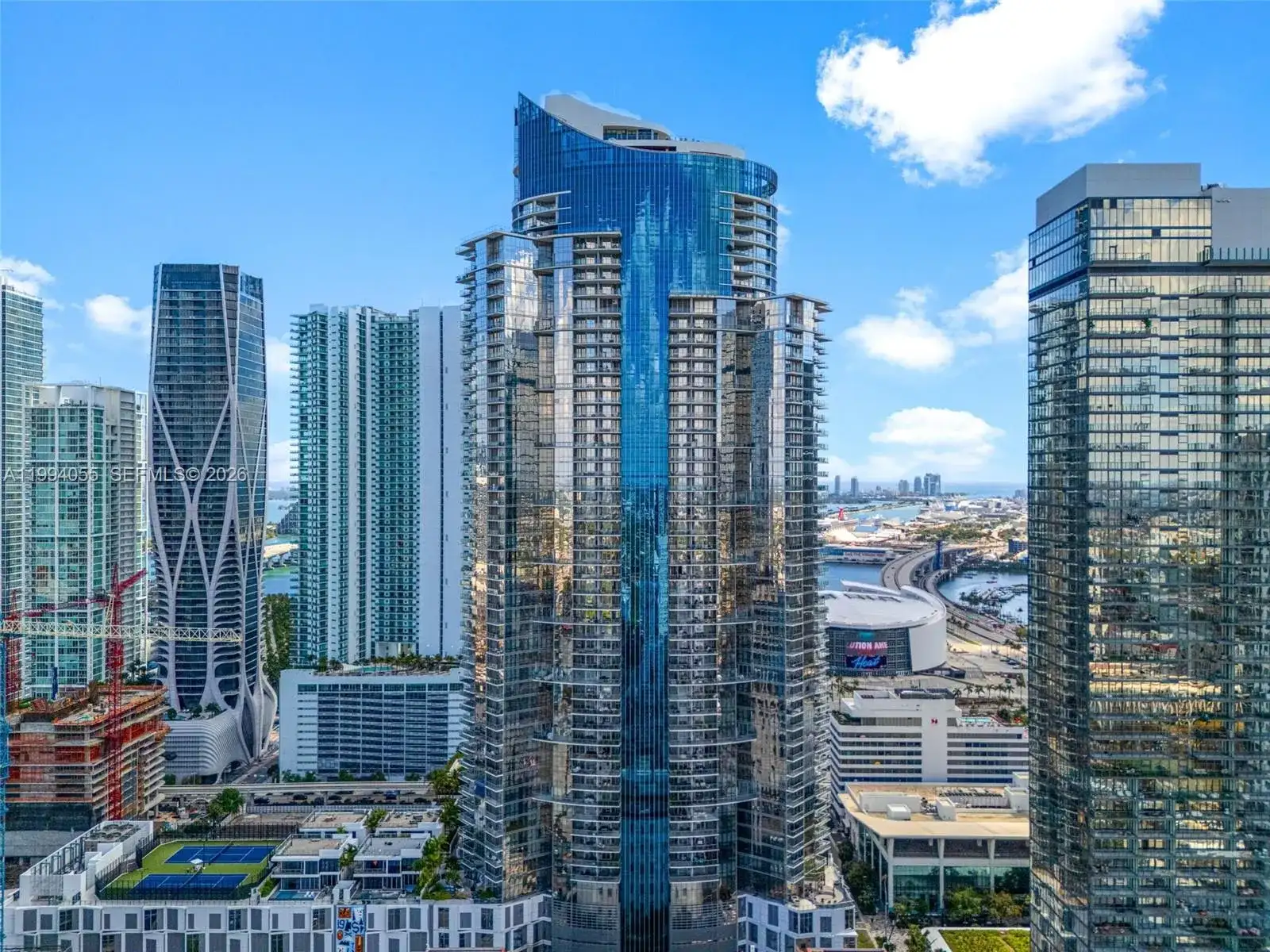 851 NE 1st Ave # 1205, Miami FL 33132 photo 2