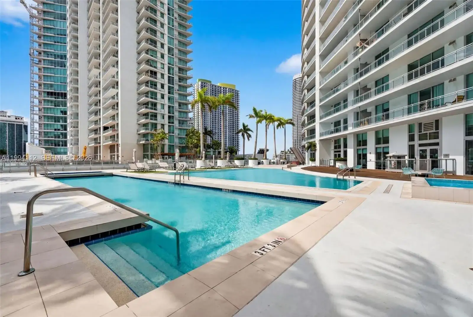 90 SW 3rd St # 1105, Miami FL 33130 photo 2