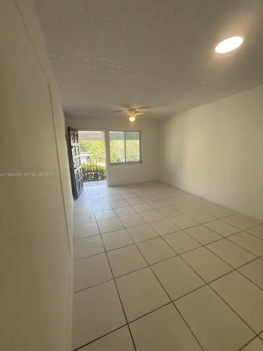 2622 NW 24th St # 3B, Miami FL 33142 photo 2