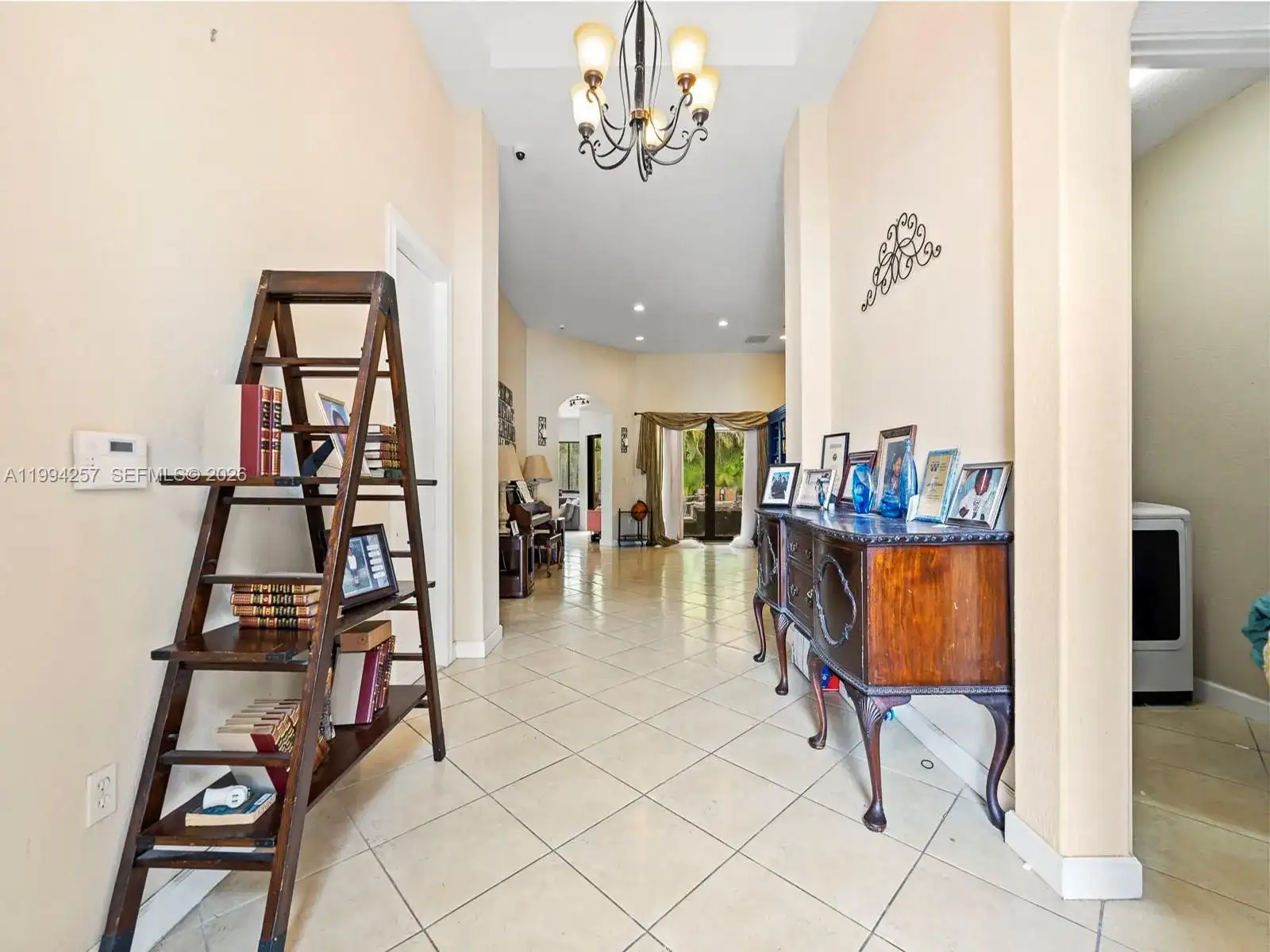 19385 SW 79th Ct, Cutler Bay FL 33157 photo 2