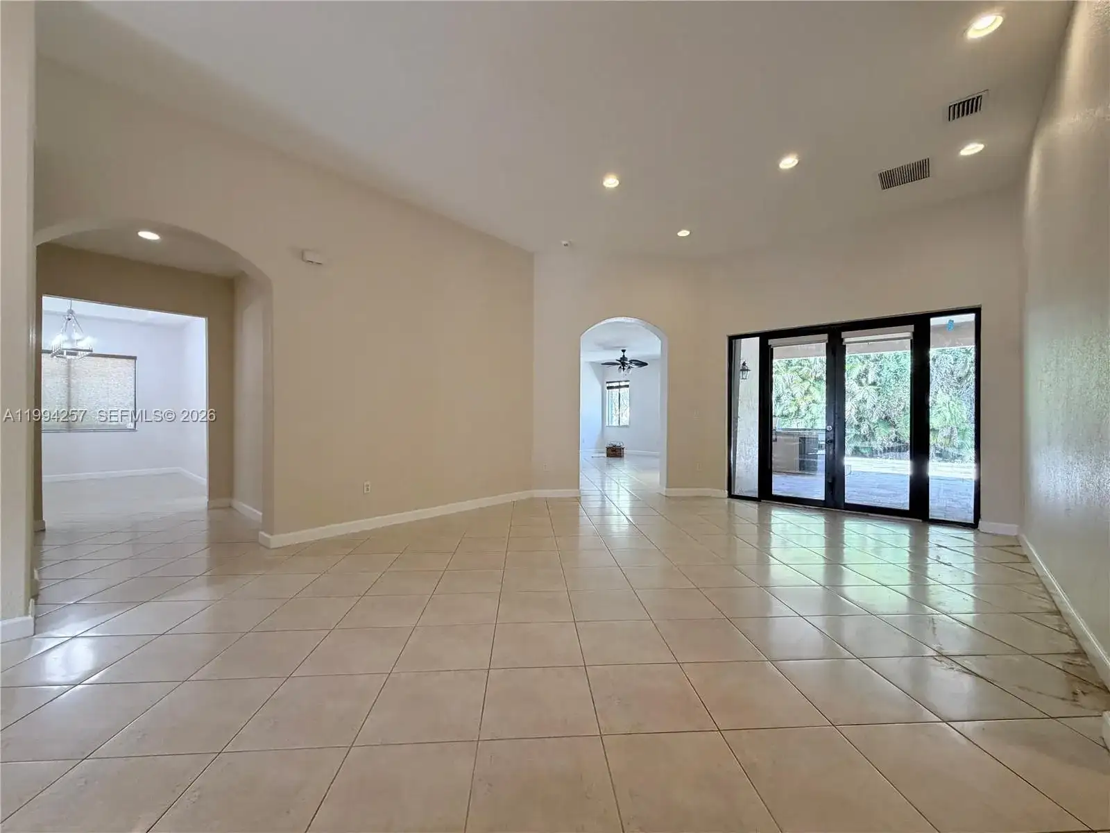 19385 SW 79th Ct, Cutler Bay FL 33157 photo 5